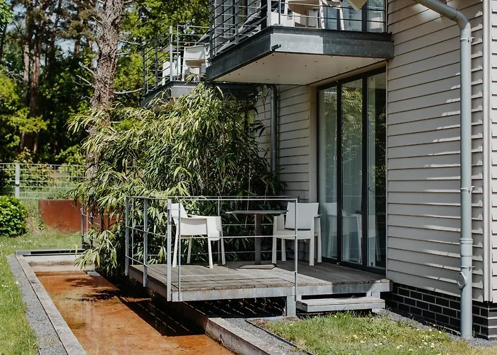 M2 Living Maisonette No 4 아파트 *