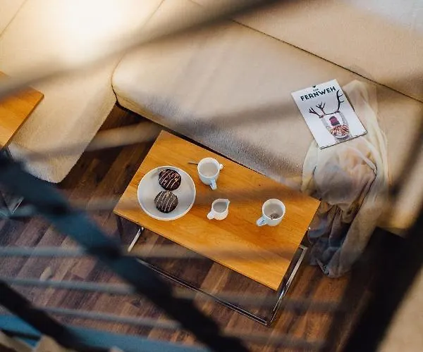 M2 Living Maisonette No 4 아파트 프레로